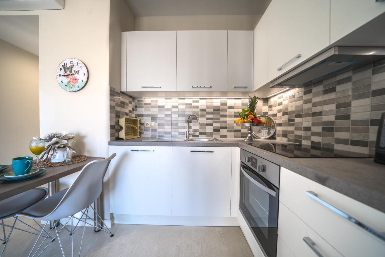 Alma City Center Apartment'S Heraklion  Exterior photo